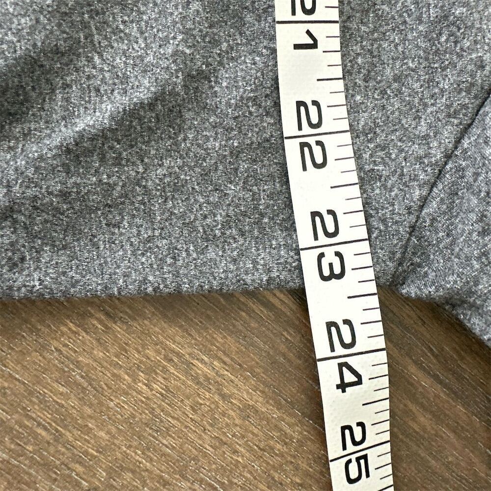 ☘️☘️☘️ Women’s XL Gray Long Sleeve Crew Neck T-Shirt Double Heart Print☘️☘️☘️ - Picture 6 of 8